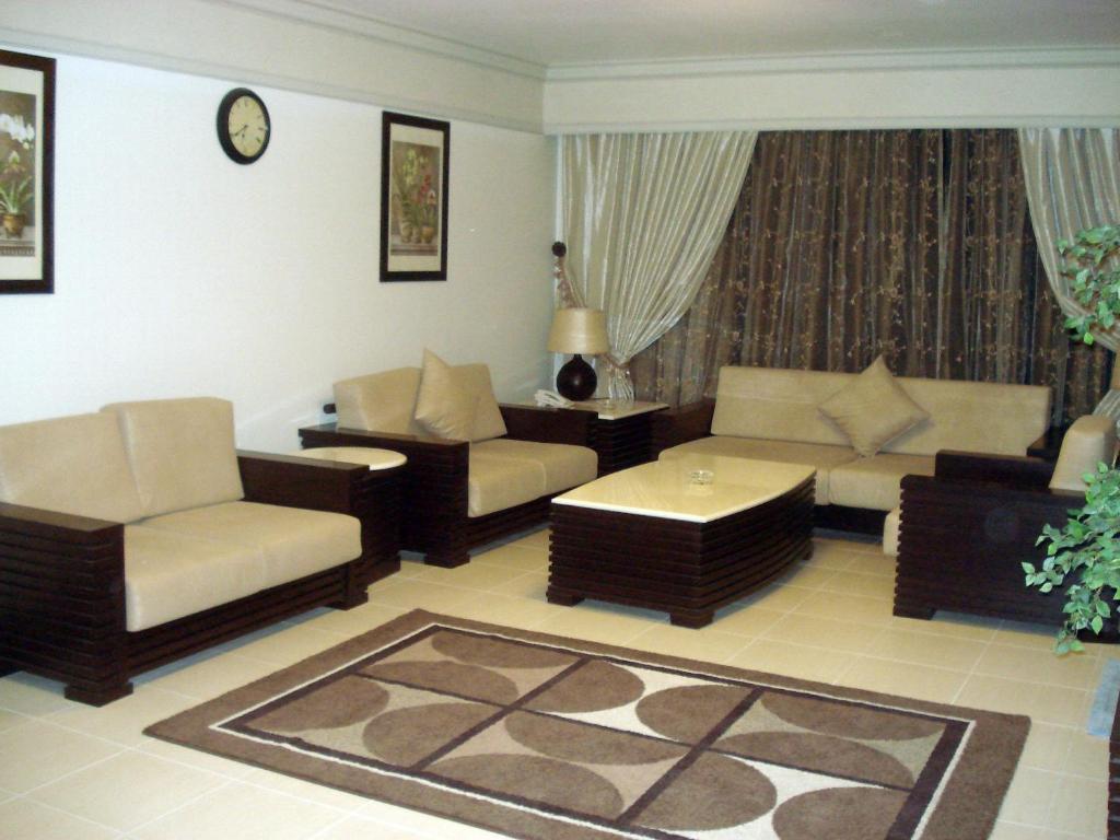 Al Tayyar Suites & Hotel Apartments - Riade Quarto foto